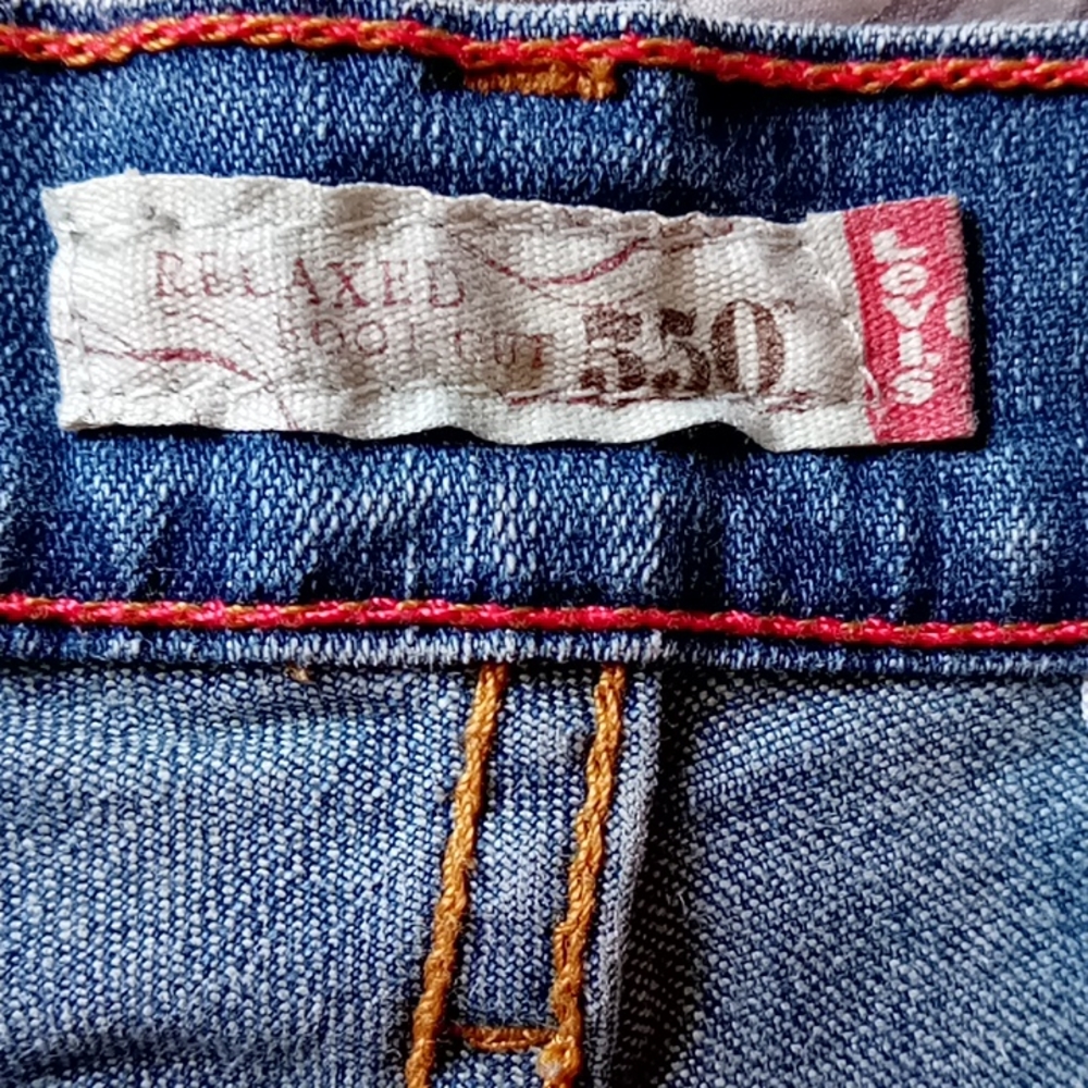 Levi's 550 Relaxed Fit Bootcut Jeans EUC - Picture 6 of 9